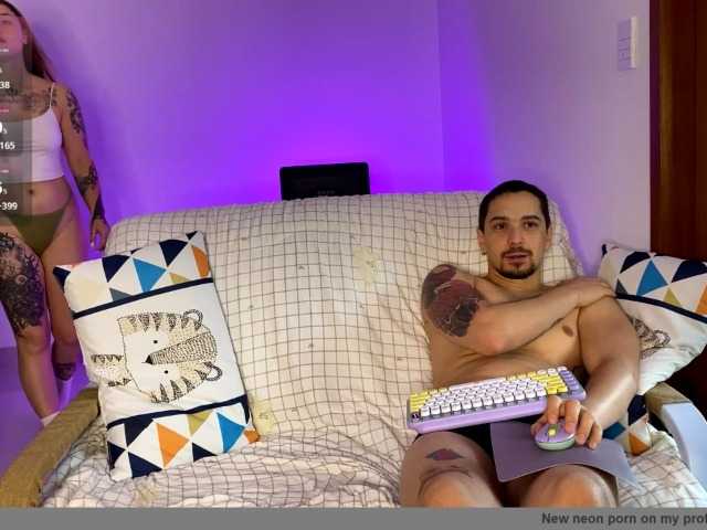 INSOMNIA_COUPLE