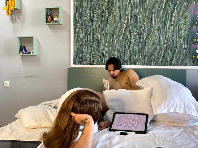 INSOMNIA_COUPLE