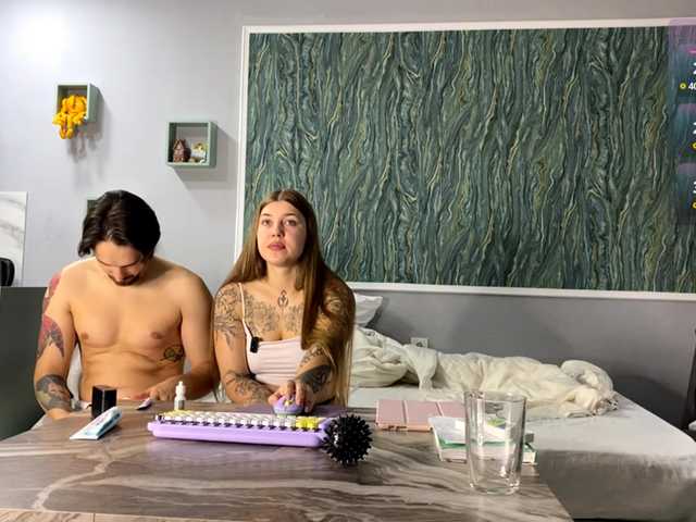 INSOMNIA_COUPLE