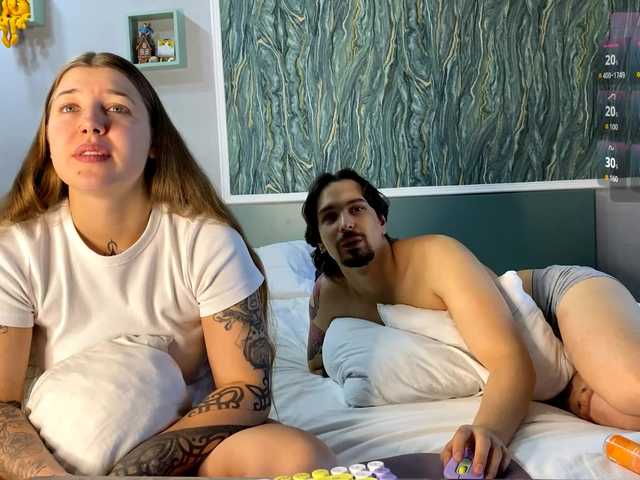 INSOMNIA_COUPLE