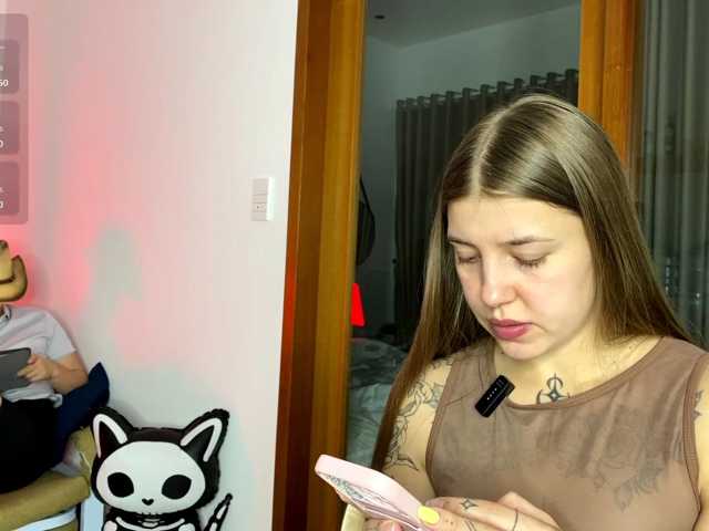 Insomnia Couple live cam