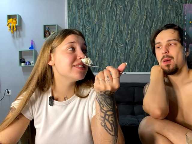 Naughty-Mailey live cam on BongaCams