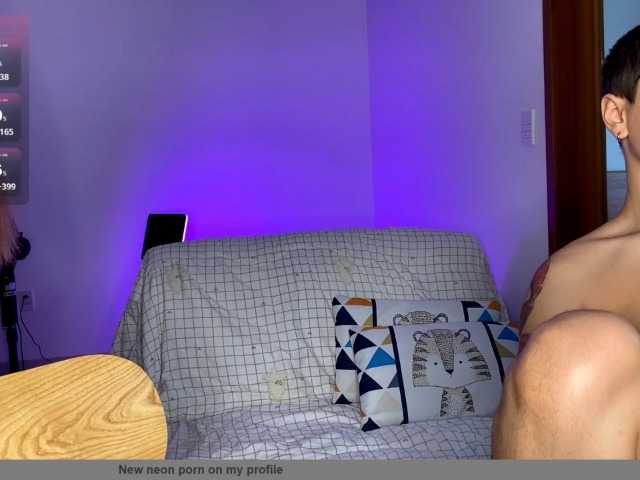 INSOMNIA_COUPLE