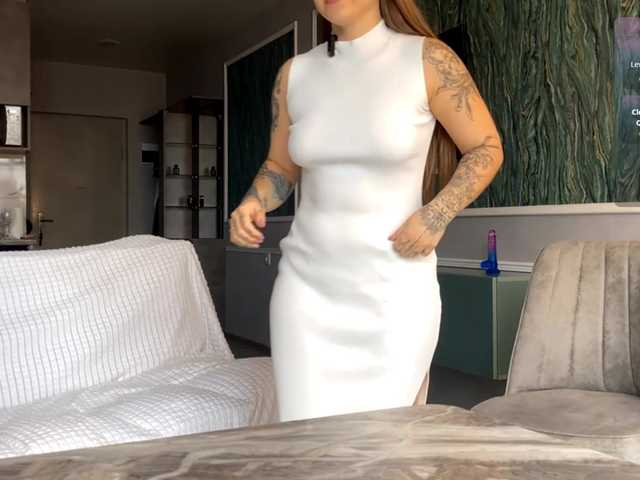 Naughty-Mailey live cam on BongaCams