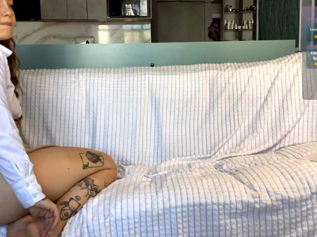 Naughty-Mailey live cam on BongaCams