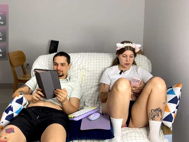 INSOMNIA_COUPLE