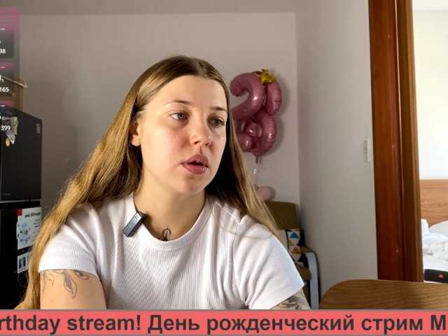 Naughty-Mailey live cam on BongaCams