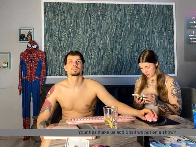 Naughty-Mailey Live Cam and Statistics on UnifiedCams