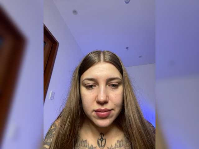 Naughty-Mailey live cam on BongaCams