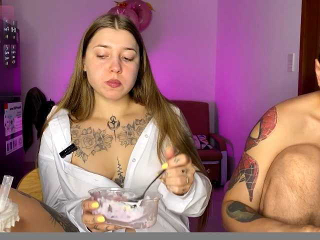 Naughty-Mailey live cam on BongaCams