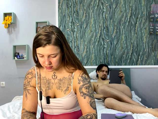 INSOMNIA_COUPLE
