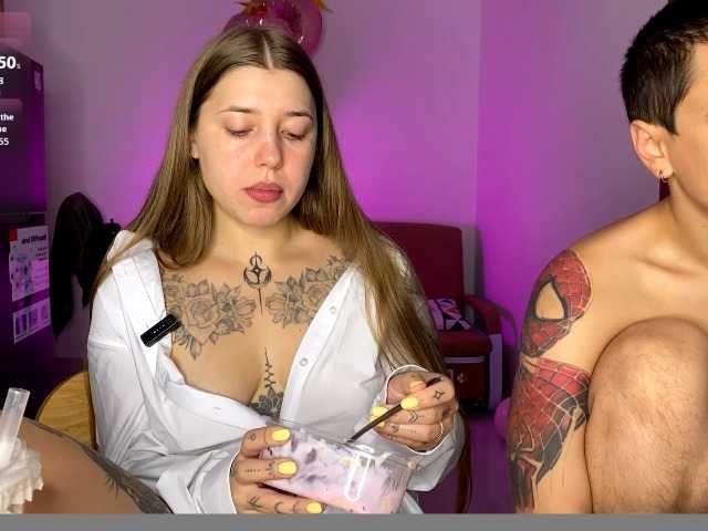 Naughty-Mailey live cam on BongaCams