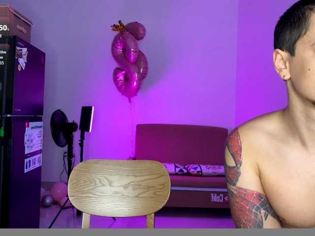 Naughty-Mailey live cam on BongaCams