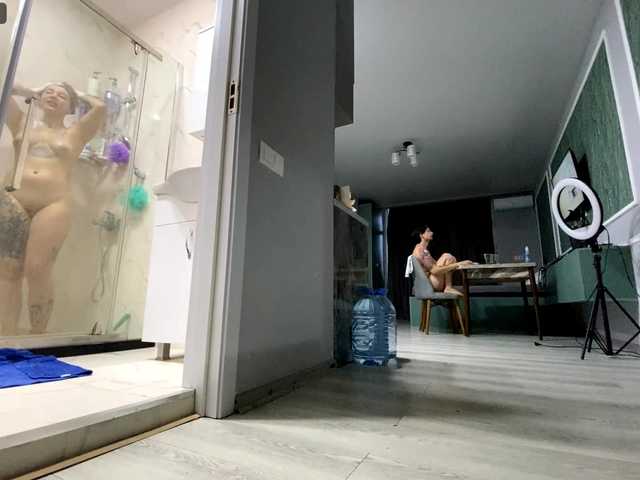 Naughty-Mailey live cam on BongaCams