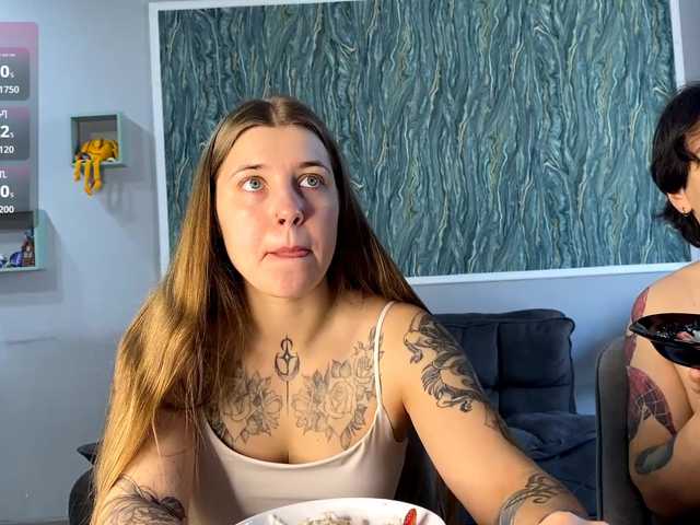 Naughty-Mailey live cam on BongaCams