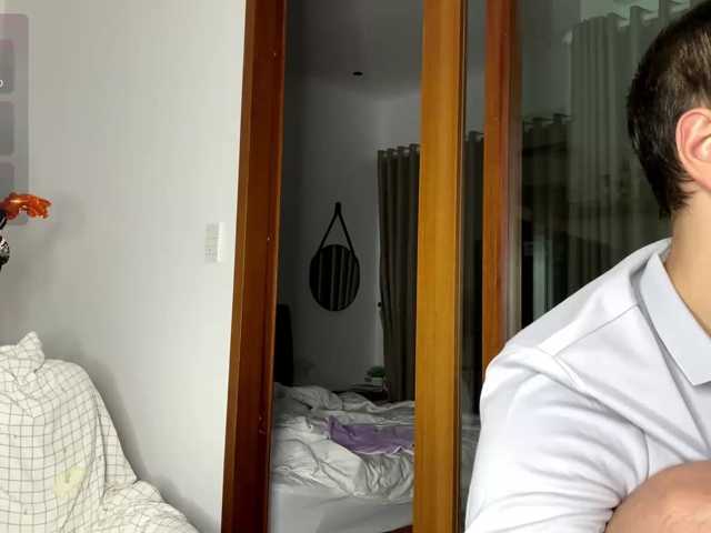 Naughty-Mailey webcam model