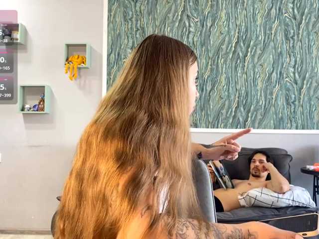 naughty-mailey live show