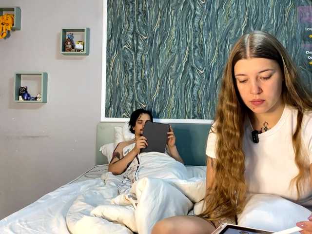 INSOMNIA_COUPLE