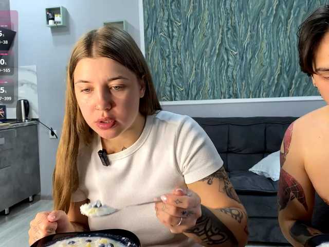 Naughty-Mailey live cam on BongaCams