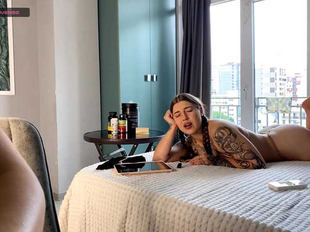 Naughty-Mailey live cam on BongaCams