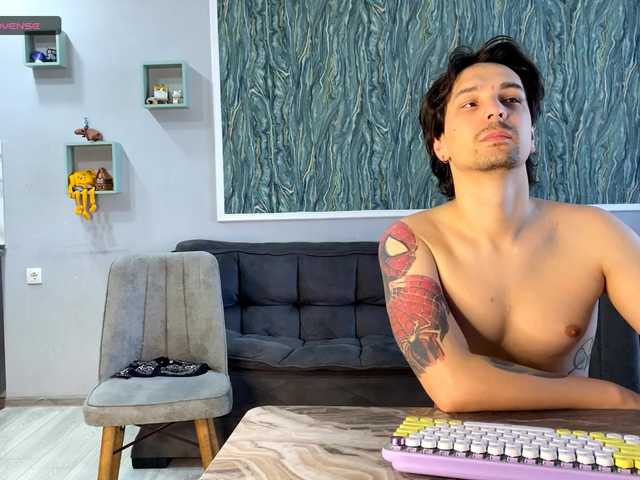 Naughty-Mailey live cam on BongaCams