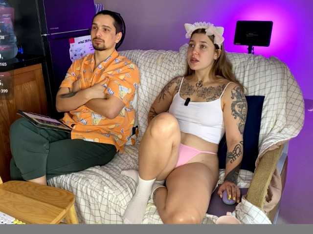 INSOMNIA_COUPLE
