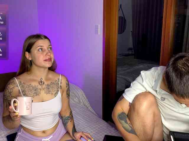 INSOMNIA_COUPLE