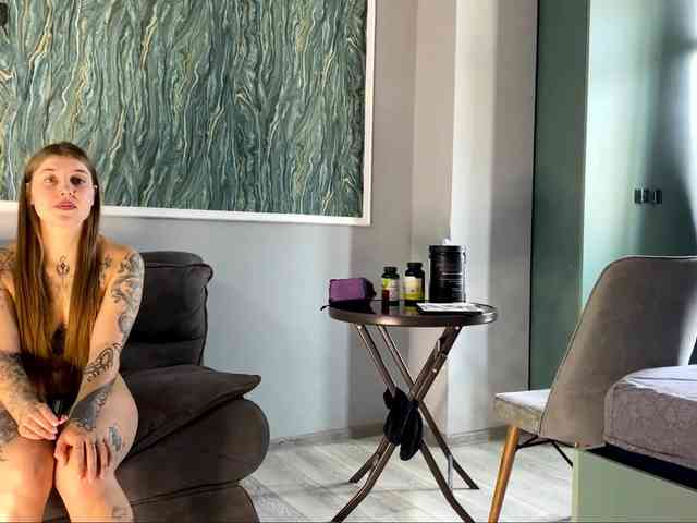 Naughty-Mailey Sex Cam Show