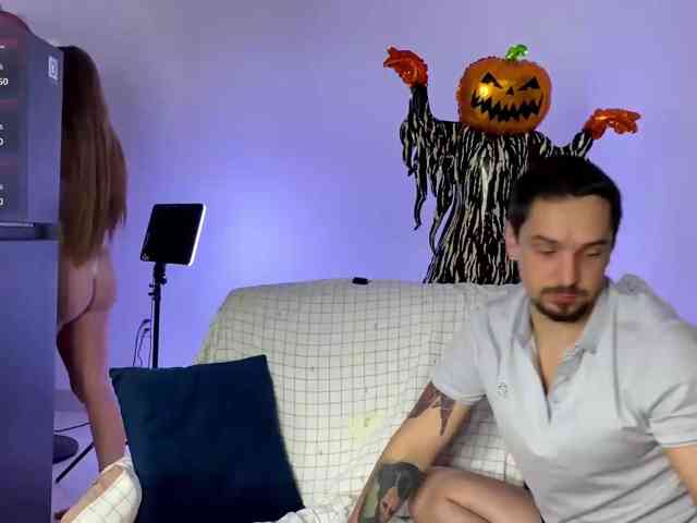 INSOMNIA_COUPLE