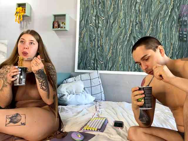 INSOMNIA_COUPLE