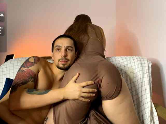 INSOMNIA_COUPLE