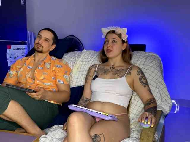 INSOMNIA_COUPLE webcam