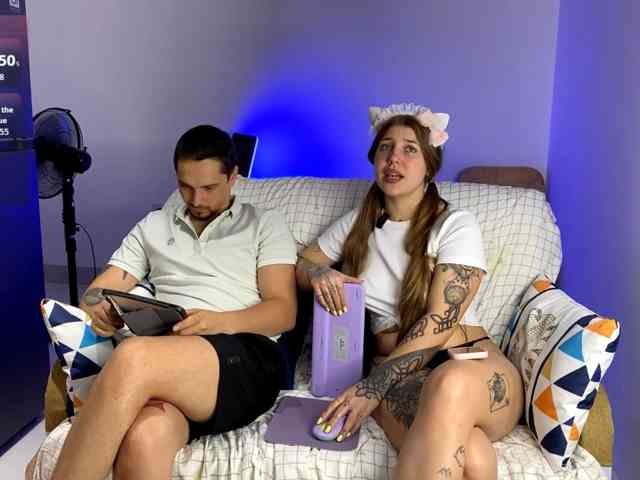 INSOMNIA_COUPLE webcam