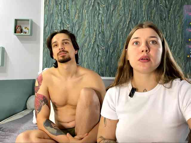 INSOMNIA_COUPLE