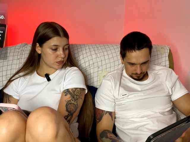 INSOMNIA_COUPLE