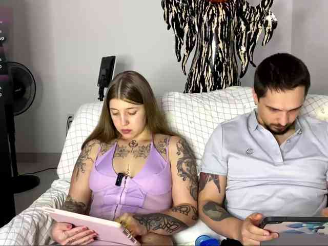 INSOMNIA_COUPLE