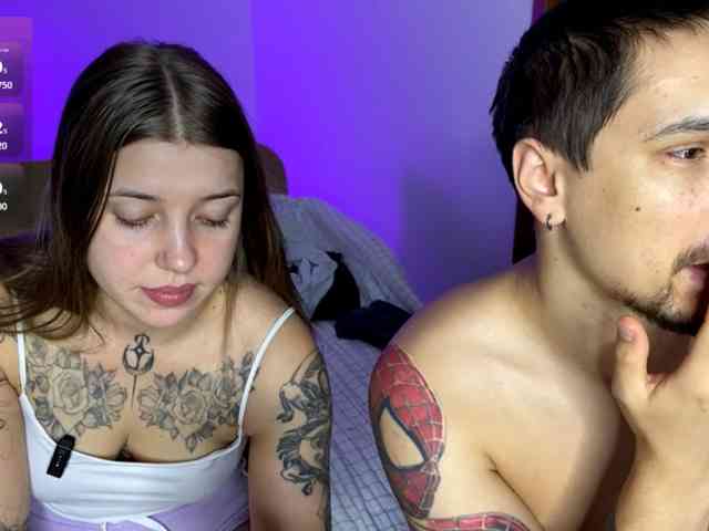 INSOMNIA_COUPLE