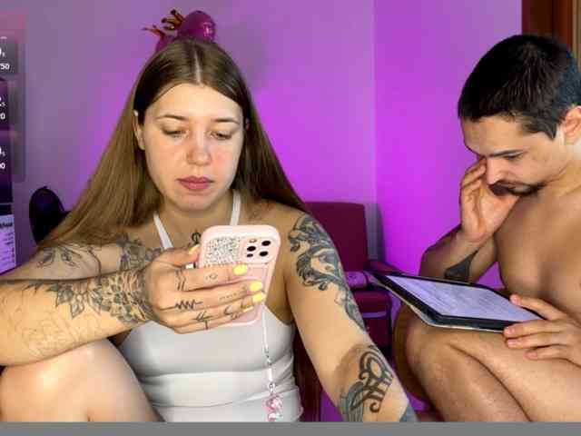 INSOMNIA_COUPLE