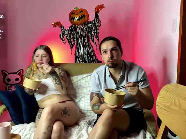 INSOMNIA_COUPLE