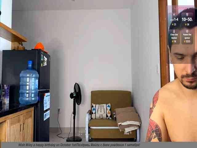 insomnia_couple's live room