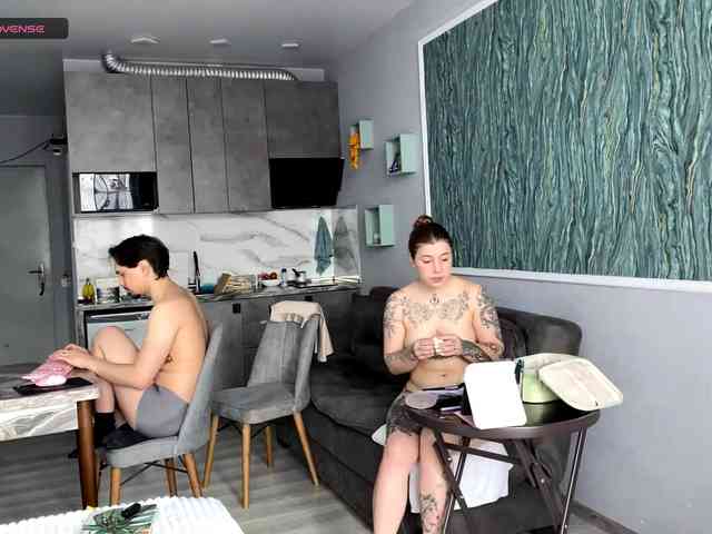 Модель: Miley_and_Michael