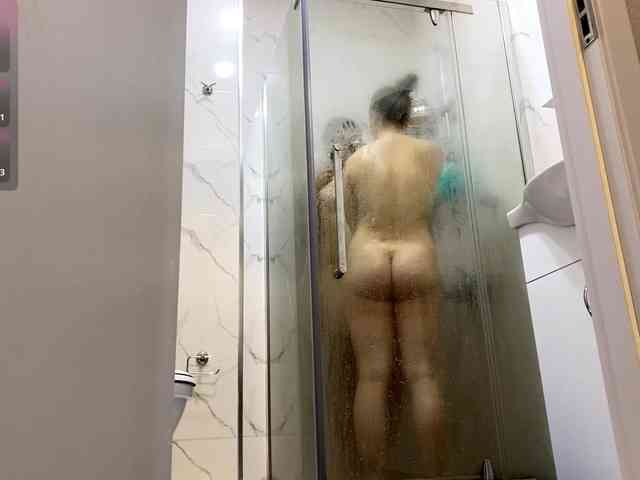 Naughty-Mailey