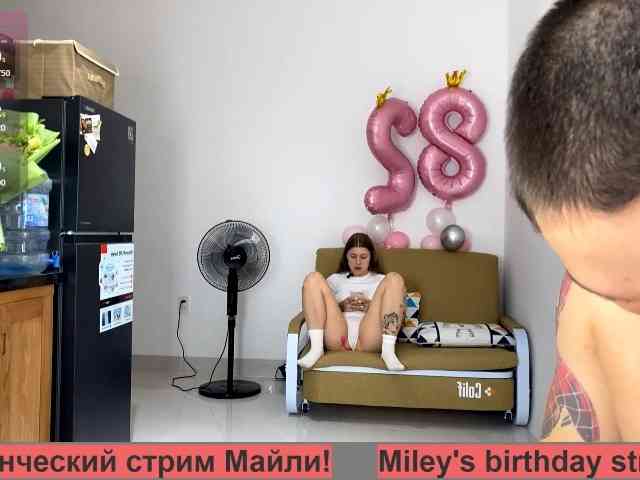 INSOMNIA_COUPLE webcam
