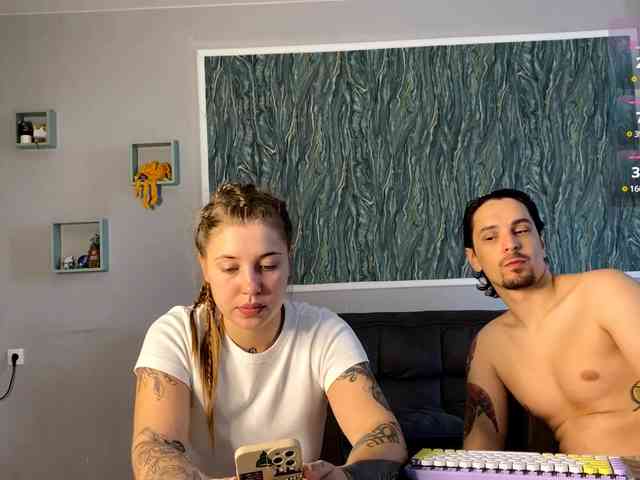 Model: Miley_and_Michael