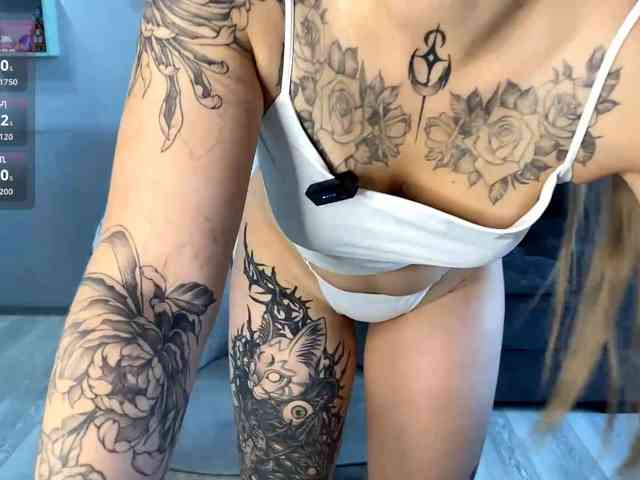 Naughty-Mailey