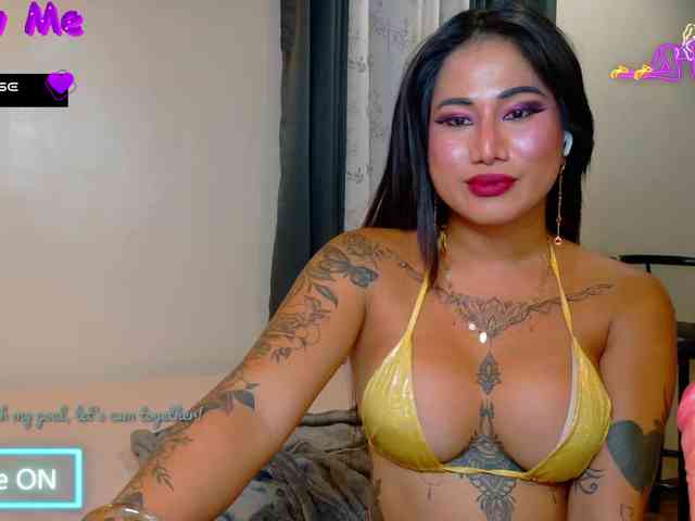 QueenAngel Live Webcam on BongaCams
