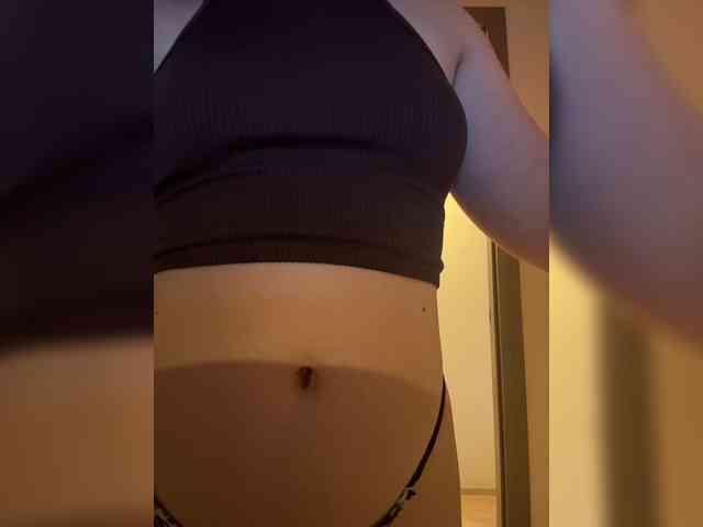 MissHam07 webcam