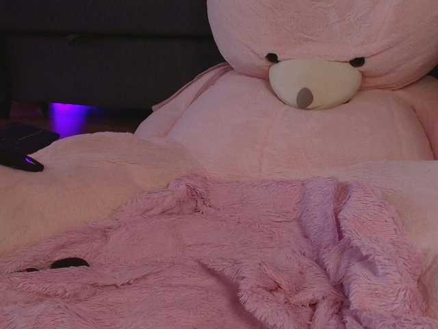 AnyaKim1 live webcam show