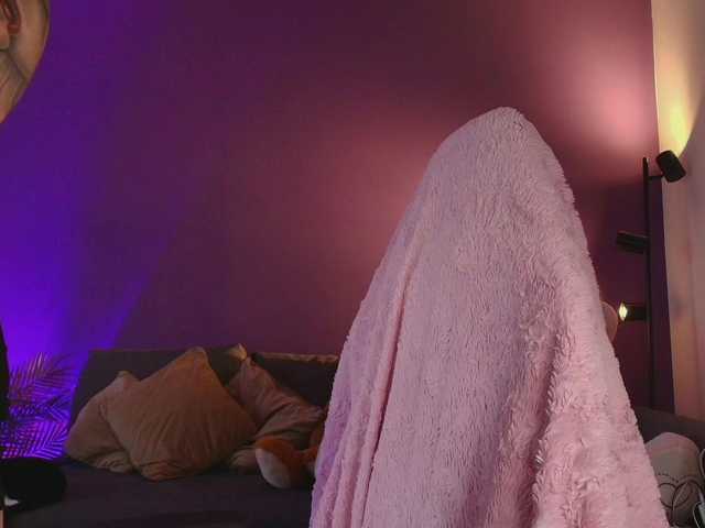 AnyaKim1 live cam on BongaCams