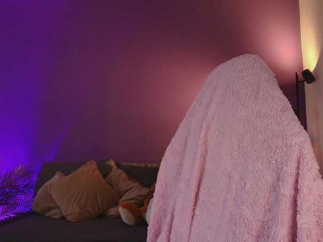 AnyaKim1 live cam on BongaCams